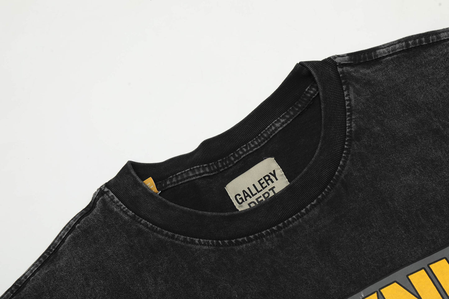 GALLERY DEPT New T-shirt D89_P49