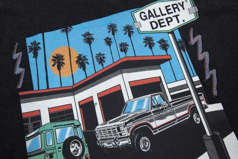 GALLERY DEPT New T-shirt D17_P58